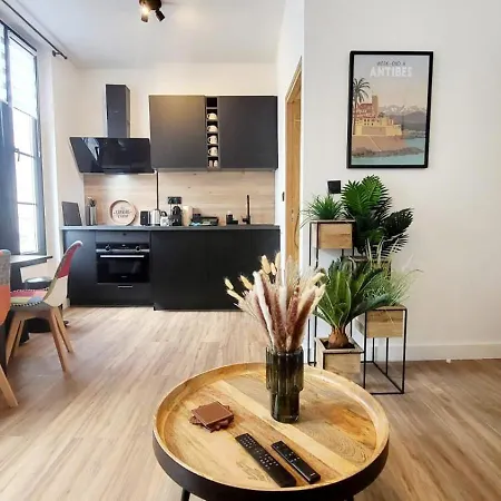 Le Nimentina - Dans Le Vieil * אנטיב